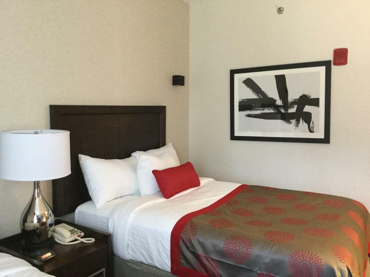 Ramada By Wyndham Bronx Terminal Hotel New York Luaran gambar